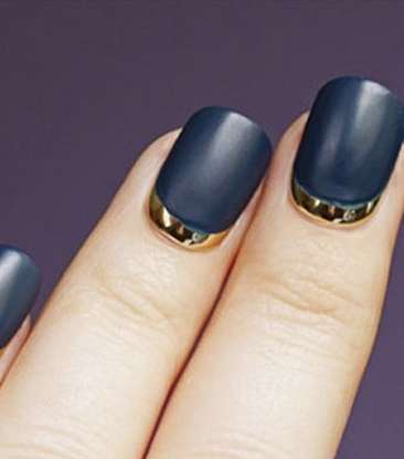 الفرانش المقلوب لطلاء الأظافر الكثيف