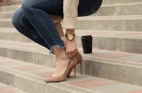 نصائح سهلة لتمشي بالاحذية العالية الكعب براحة تامة