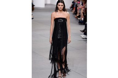 اكتشفي اجمل تصاميم مايكل كورس لشتاء 2018