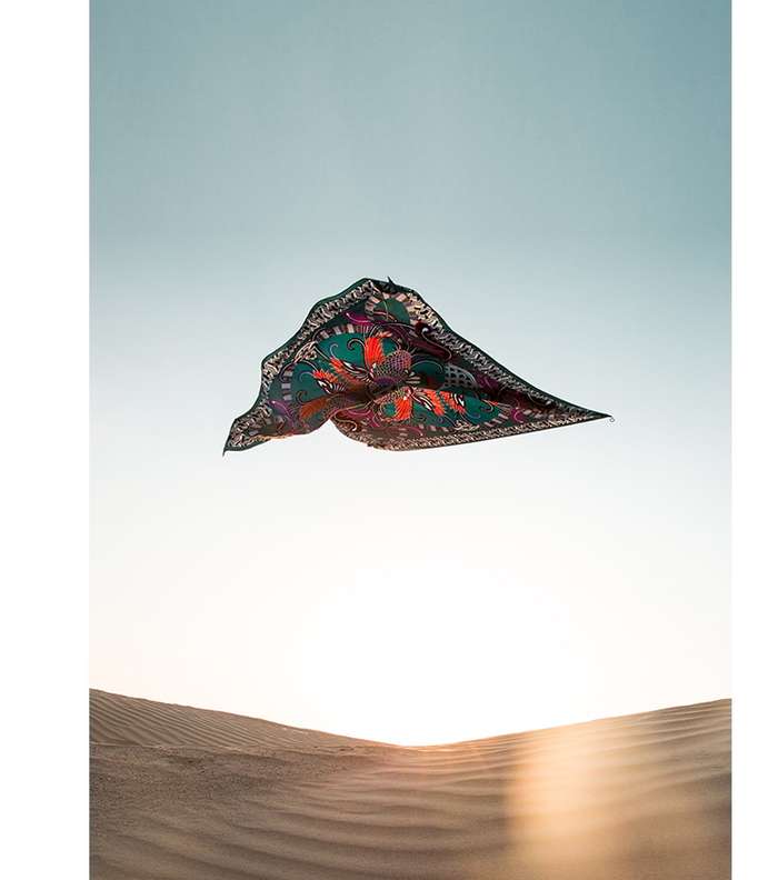 تجولي مع ياسمينة في صحراء دبي