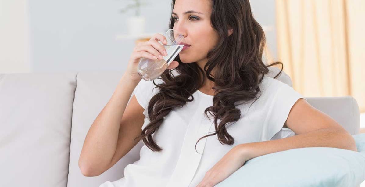 امور رائعة تحدث لجسمك عندما تكثرين من شرب المياه