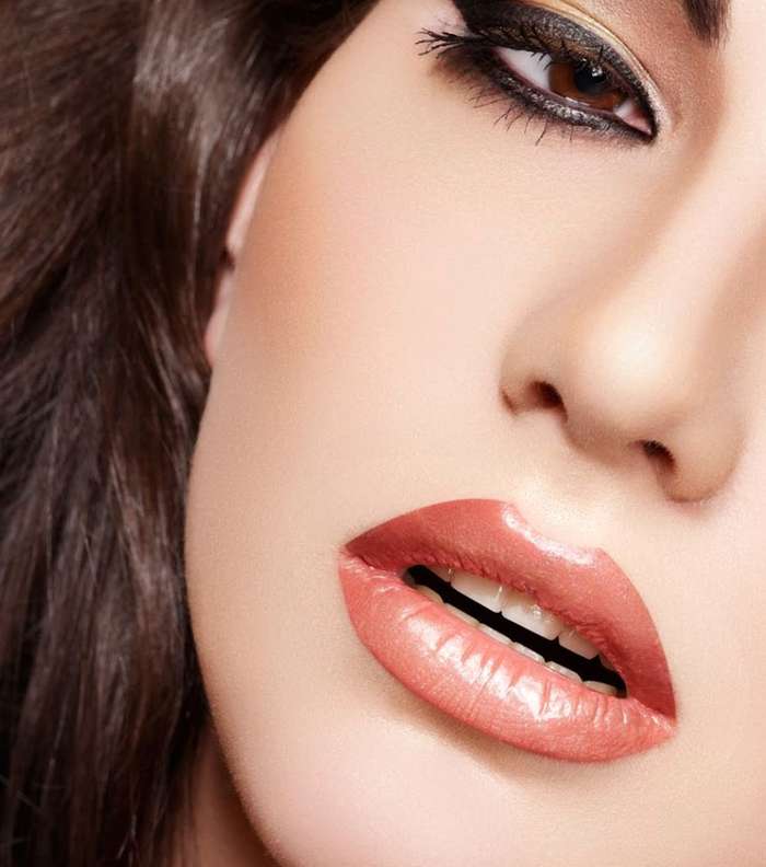 خطوات ايلاينر تحت العين في صيحات جديدة