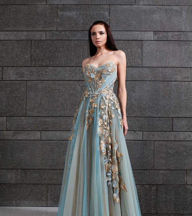 فستان أوراق الشجر الأزرق والذهبي