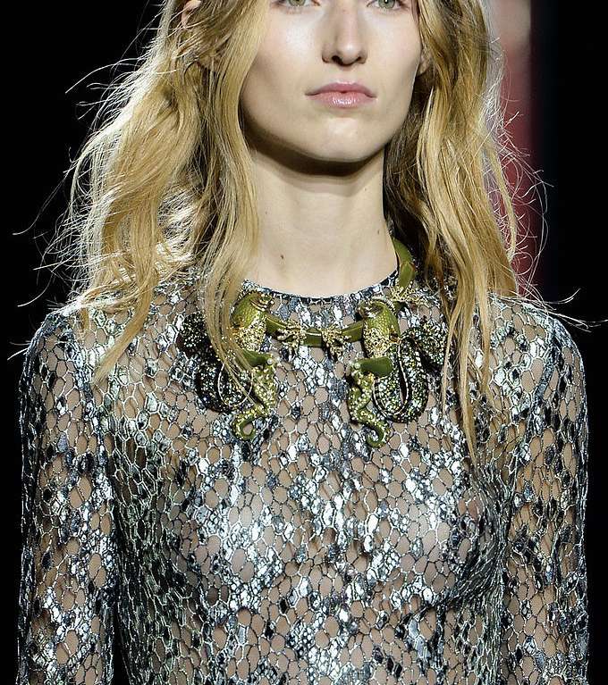  Mary Katrantzou مع الإطلالة الطبيعية 