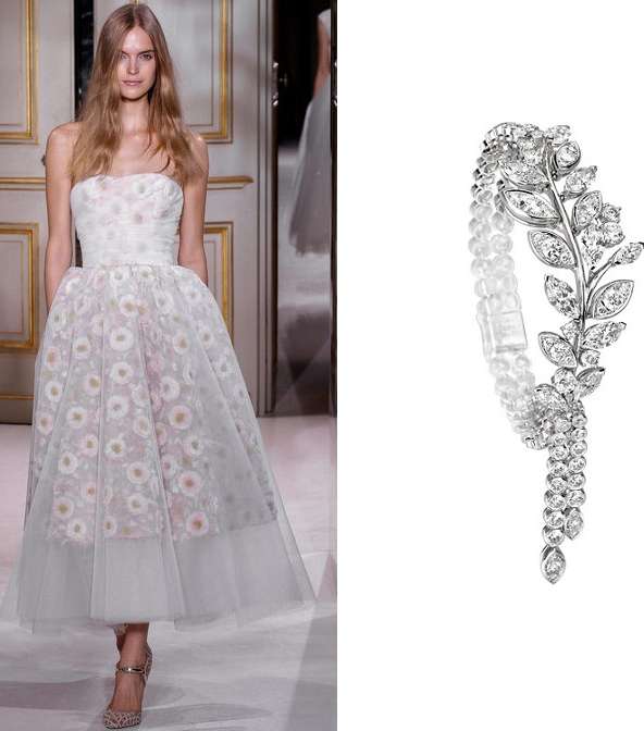 نسقي هذه القلادة من بياجيه مع فستان جيامباتيستا فالي