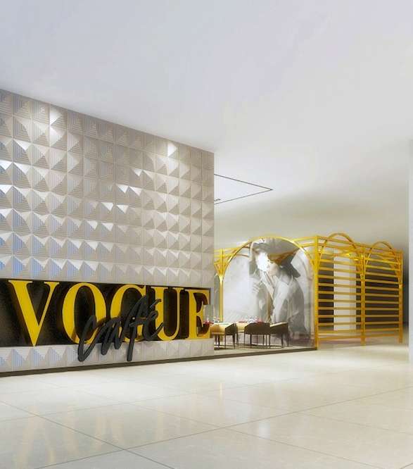 مقهى فوغ في دبي مول يستضيف Fashion through the years 