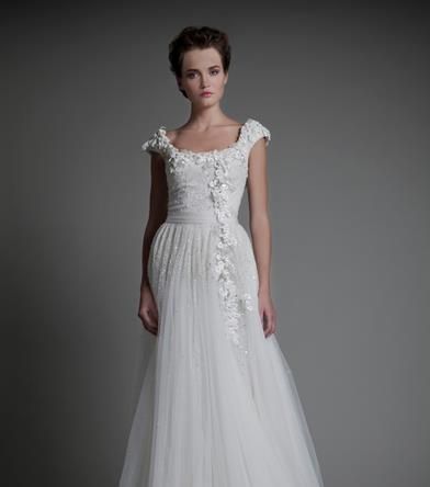 فستان ن مجموعة طوني ورد