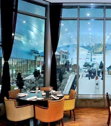 مطعم Salmontini في مول الإمارات