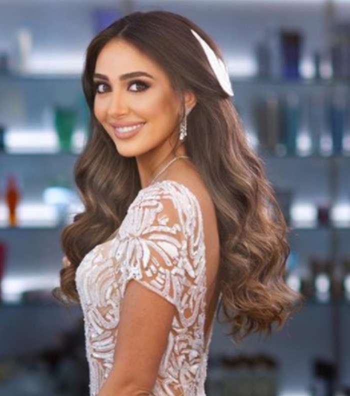 تسريحات شعر طويل للاعراس