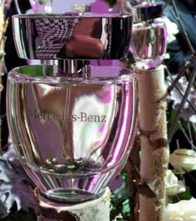 Mercedez Benz for her أولى عطور مرسيدس