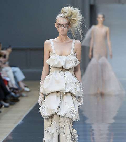 من اجمل الفساتين الراقية لشتاء 2016، فستان Maison Margiela