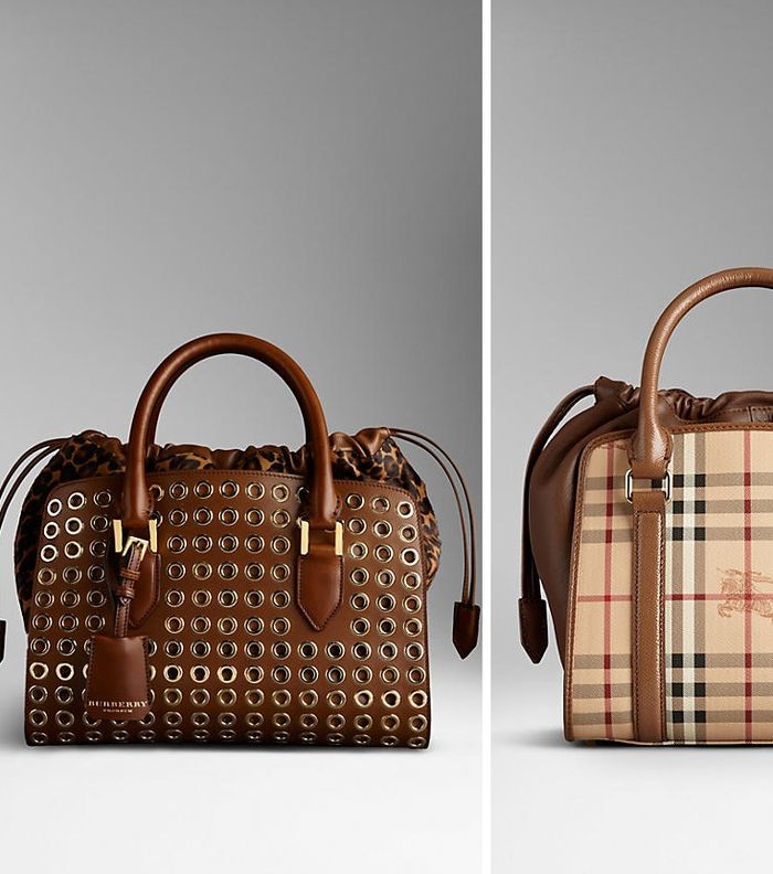 إختاري الشنط بنقشة بربري علامتها التجارية