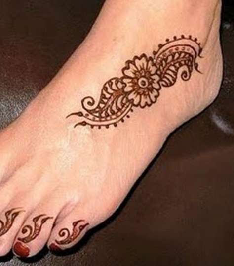 اجمل نقشات حناء ناعمه بالصور
