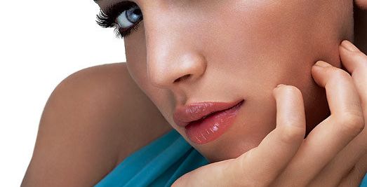 نصائح تحمي رموشك من التساقط 