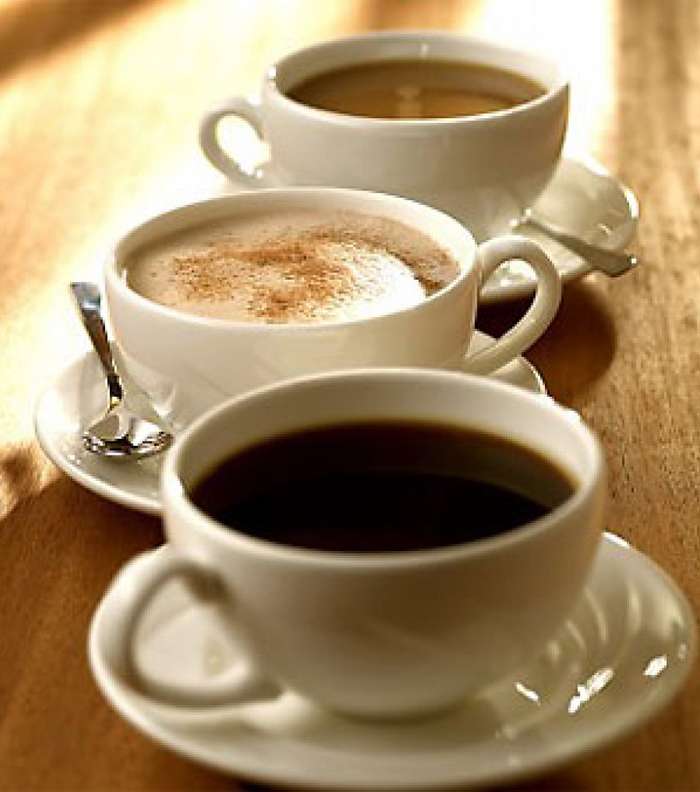 تمنع الأكسدة، تزيدك نشاطاً لكنّ القهوة وخصوصاً بسبب الكافيين فيها لا تحلّ مكان المياه