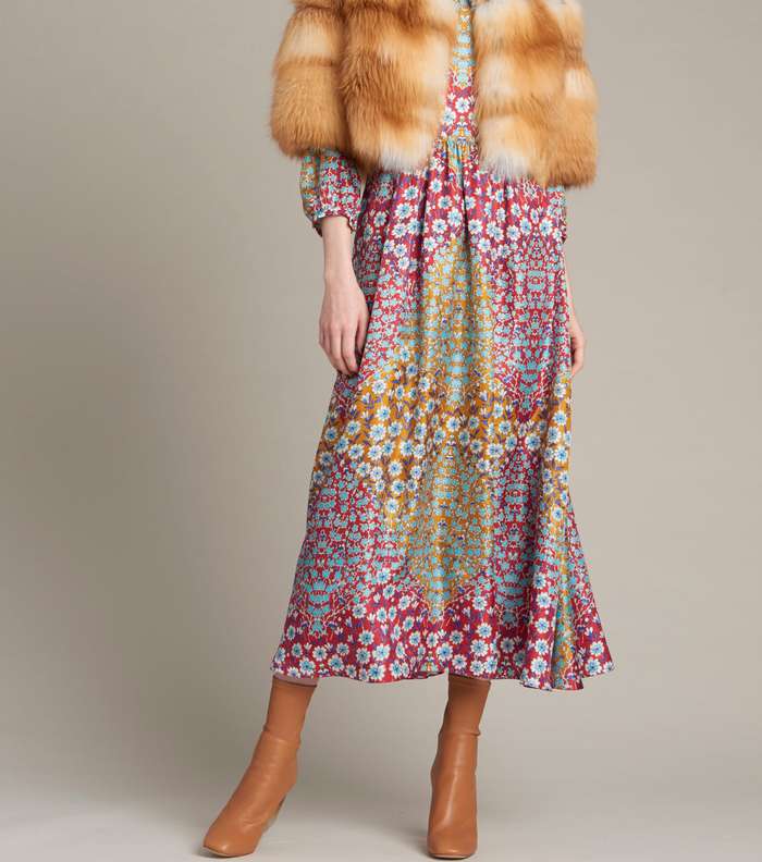 موضة سترة الفرو القصيرة باسلوب البوليرو من مونيك لوييه