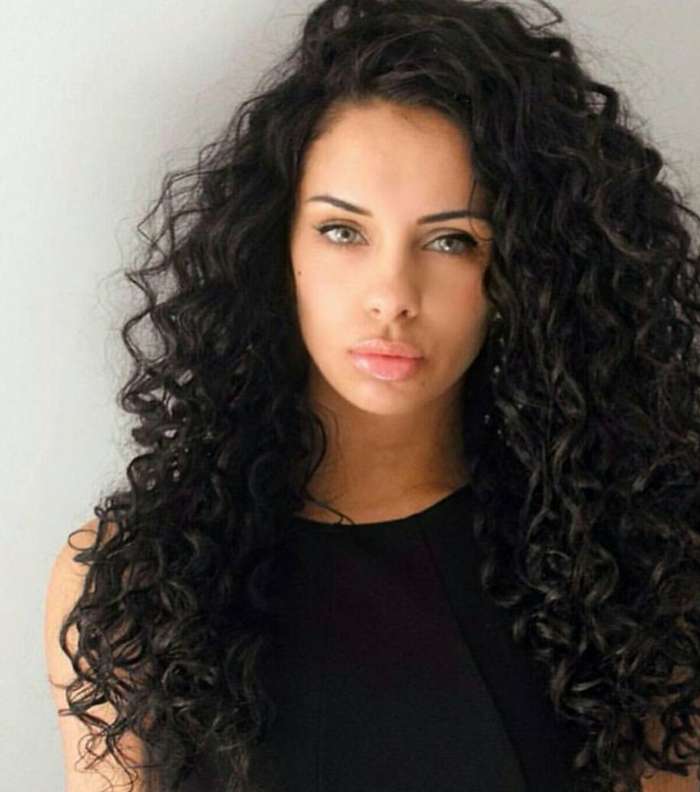 تسريحات 2017 للشعر الطويل بالموديلات