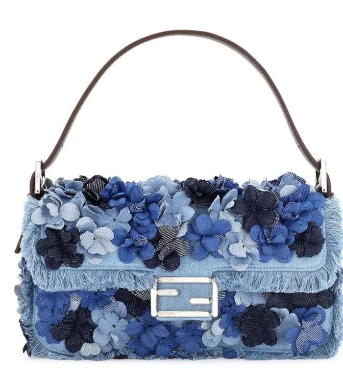 حقيبة Baguette بقماش الدنيم من فندي