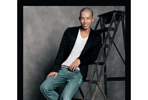 ماركة JASON WU الحديثة