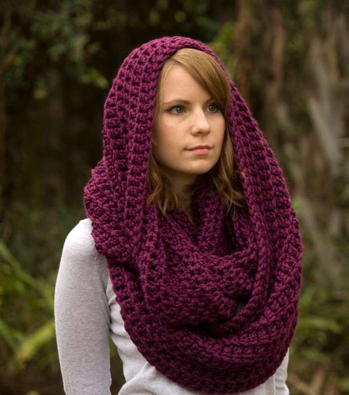 إجمعي بين القبعات والشالات