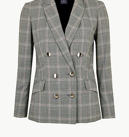 بلايزر مقطعة بمربعات بنقشة الـ Plaid من Marks & Spencer