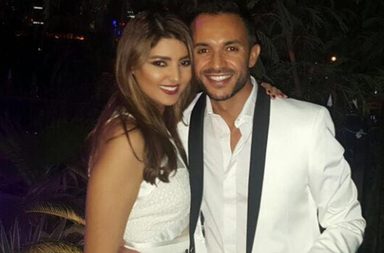 صورة قديمة لخطيب مريم سعيد السابق تظهر إعجابه بممثلة أجنبية والأخيرة تضحك له!
