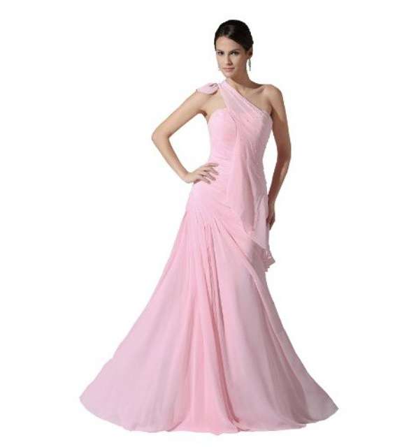 الفستان الزهري بالكتف الواحد