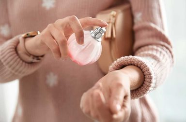 عطور انثوية تصنعينها في المنزل