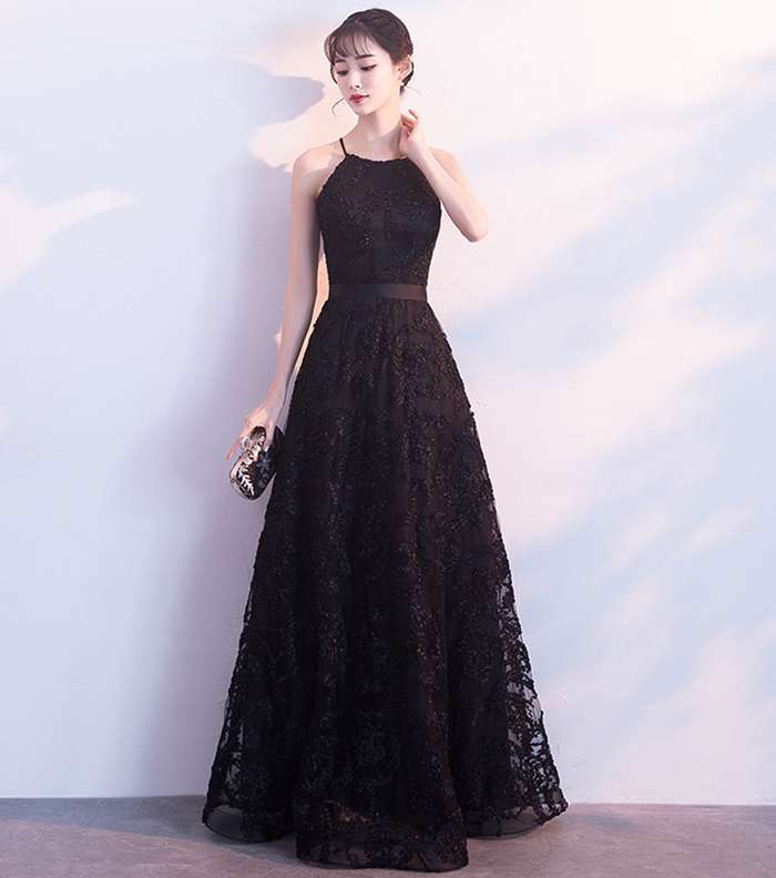 فساتين ناعمه طويله