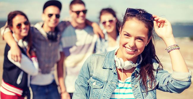 اكتشفي الأبراج المتقاربة والمتطابقة مع بعضها 
