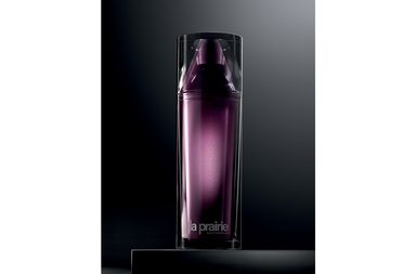 عملية استعادة الشباب تضرب جذورها عميقاً في مستحضر PLATINUM RARE CELLULAR LIFE-LOTION