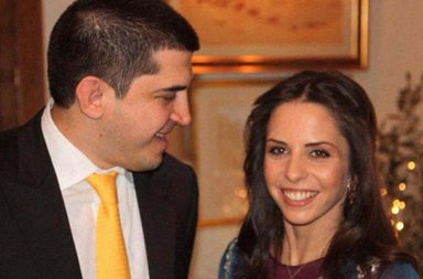 هل ورثت الأميرة إيمان الحسين جمال والدتها الملكة نور؟