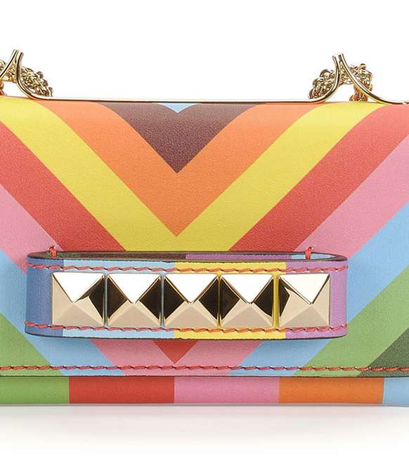 من مجموعة Resort 2015، إليك حقيبة فالينتينو Vavavoom