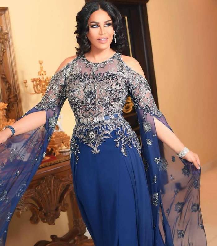 صور اجمل فساتين دانتيل مستوحاة من النجمات