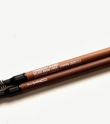 قلم رسم حواجب من ماك