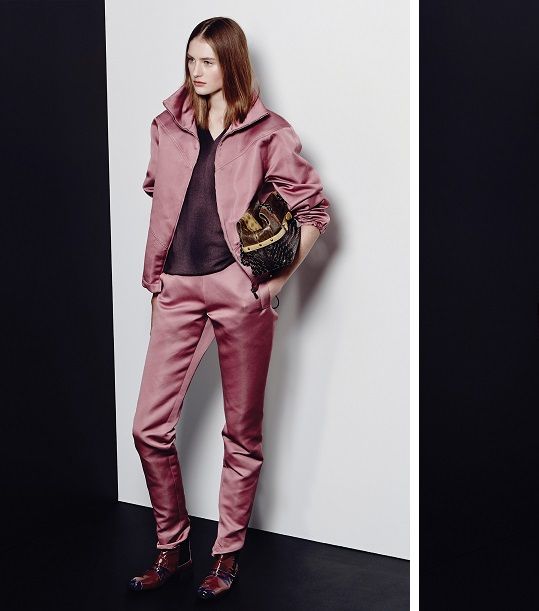 إكتشفي اجمل ازياء بوتيغا فينيتا من مجموعة Pre Fall 2015