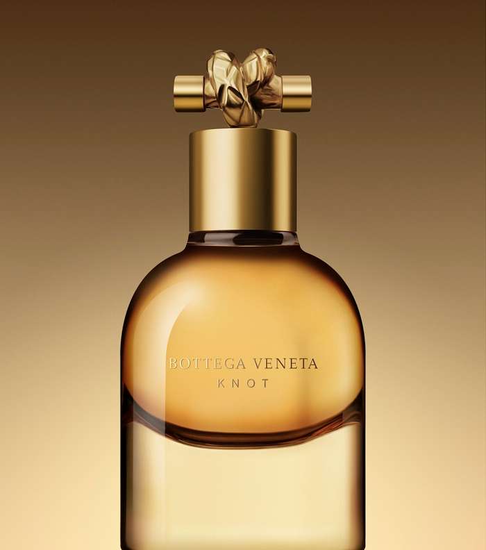  KNOT من Bottega Veneta 