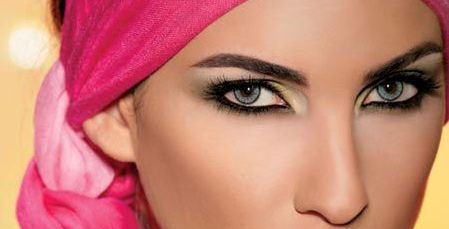 أي ماكياج يلائمك في العيد؟