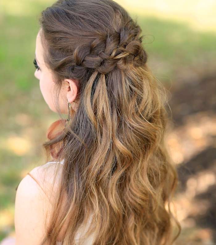 تألقي بتسريحات شعر سريعه التطبيق