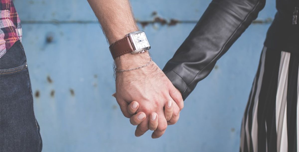 عبارات عن الاهتمام بشخص