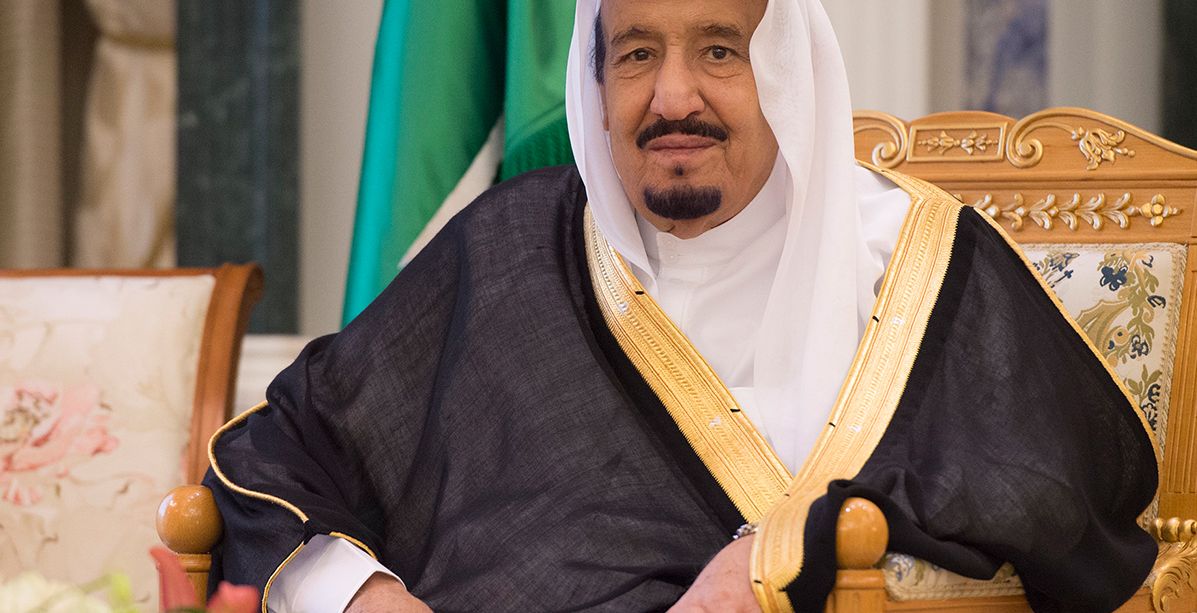 الملك سلمان يتصدر تويتر بعد نقله الى المستشفى