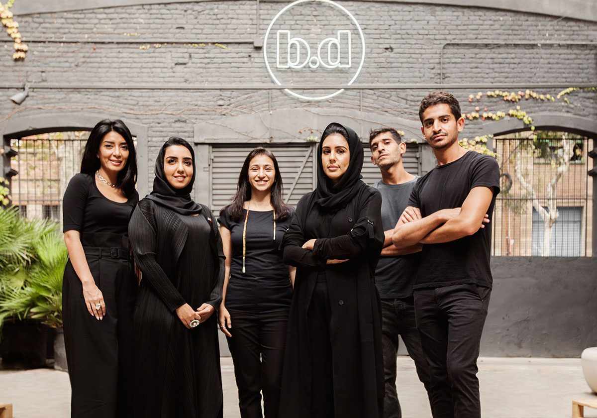 ياسمينة في جولة مع نساء رائدات مشاركات في أسبوع دبي للتصميم