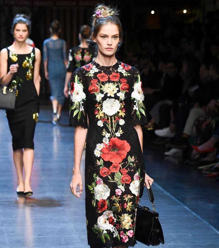 صور احدث مجموعة فساتين دولتشي