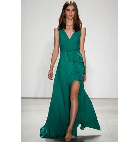 من اسبوع الموضة في نيويورك، اليك تصاميم Jenny Packham لصيف 2016