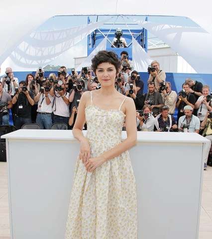 أودري توتو تتألق بفستان من توقيع Red Valentino في مهرجان كان 2013
