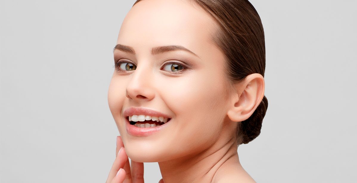 4 خطوات أساسية تحمي عينيك من التجاعيد المبكرة