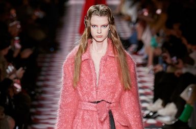 مجموعة ميو ميو لخريف وشتاء 2020 2021