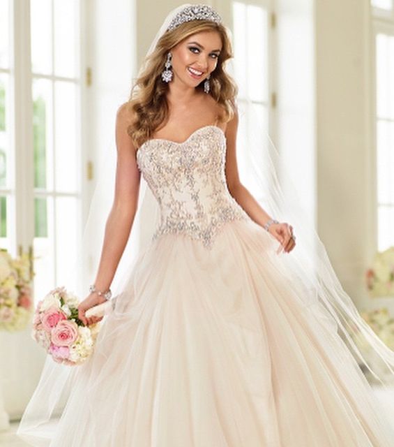 انستقرام فساتين زواج بالصور