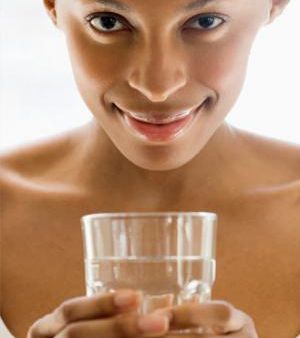 شفتيك تحتاج أيضاً المياه