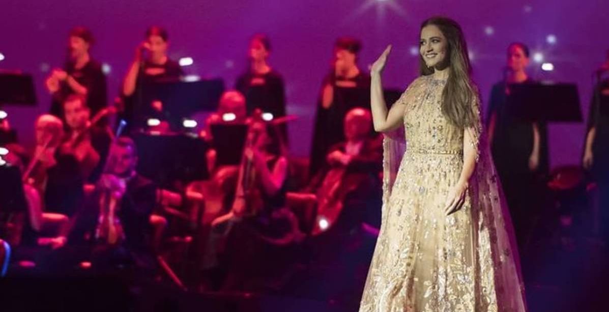 نجمات عربيات ارتبطن  بسياسيين